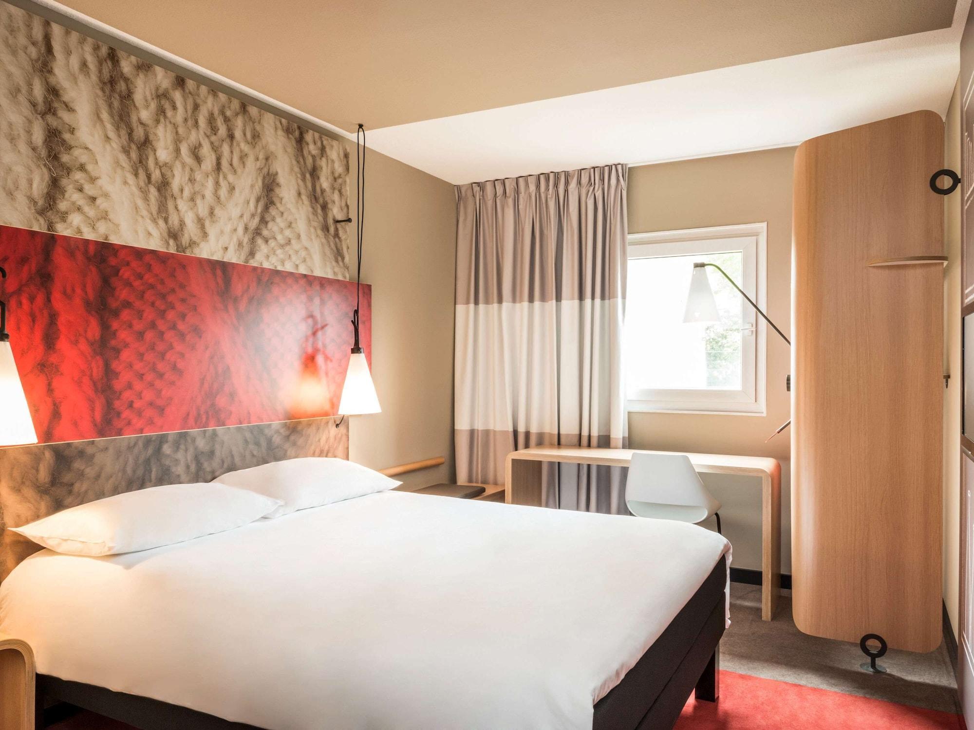 Ibis Europe Chalon Sur Saone Hotel Exterior photo